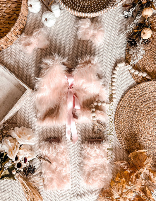 Fur Vest, Leg Warmers, & Piggies