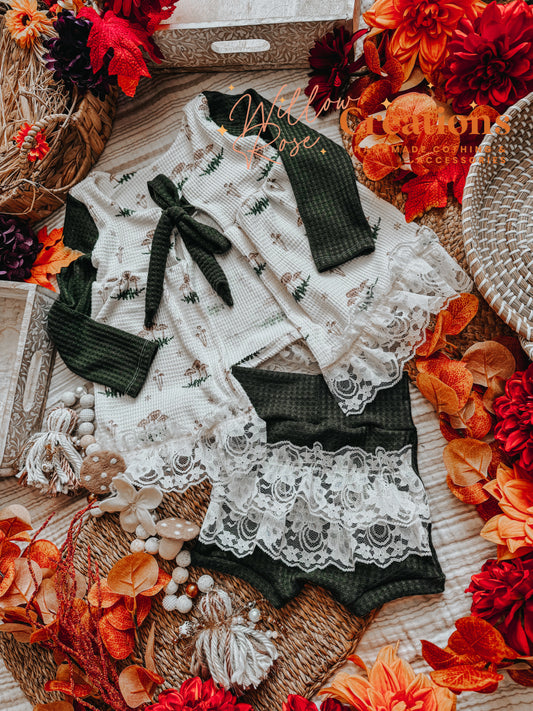 Cecelia Set
