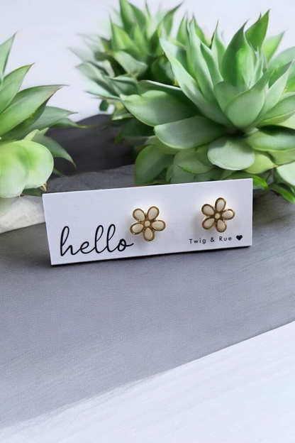 Flower clay studs